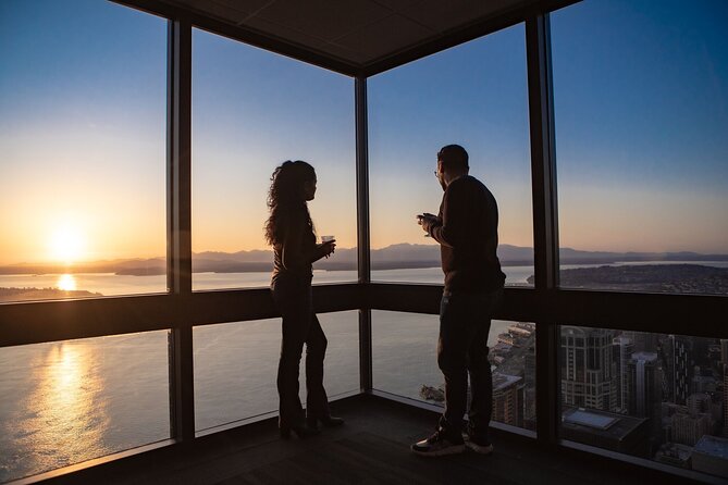 Sky View Observatory at the Columbia Center Admission Tickets - What the visit feels like inside