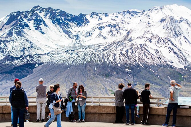 Small-group Mt. St. Helen National Park Tour from Seattle in SUV - Coldwater Ridge and Coldwater Lake