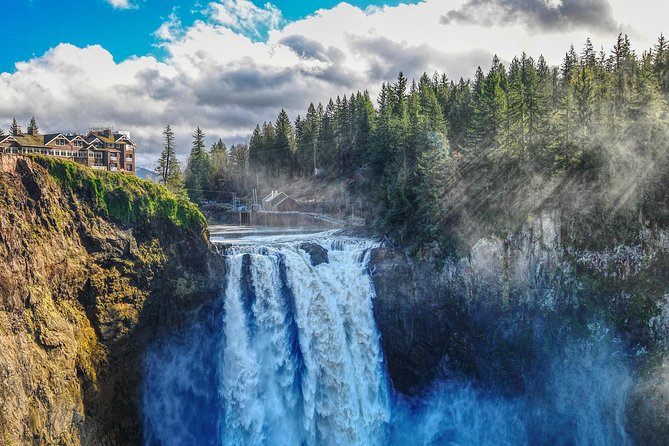 Snoqualmie Falls + Wine Tasting: All-Inclusive Small-Group Tour - From Lake Washington to Snoqualmie Falls