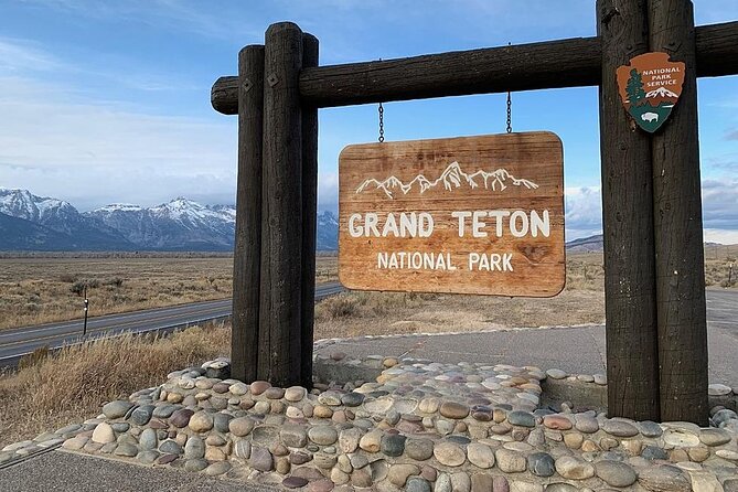 Yellowstone Grand Teton and Coeur d’Alene 5-Day Tour from Seattle - Day 4: Norris, Mammoth, and the return to Missoula
